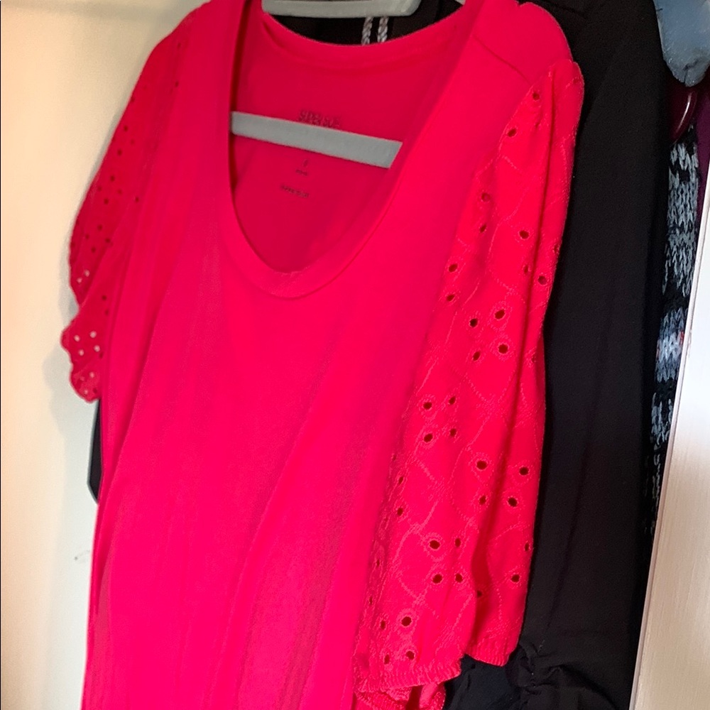 Women's hot pink tshirt